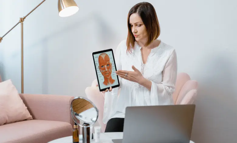 Kiedy Udać Się do Dermatologa. Chroniczne Problemy Skórne