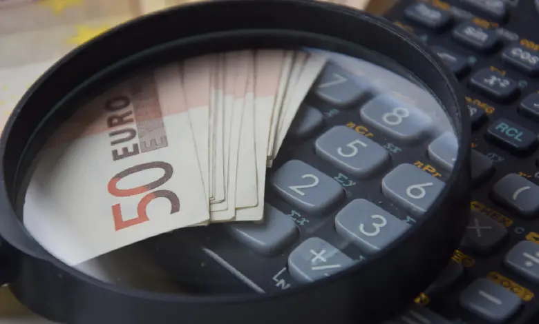 roczne sprawozdanie finansowe i miejsca wykonywania usług