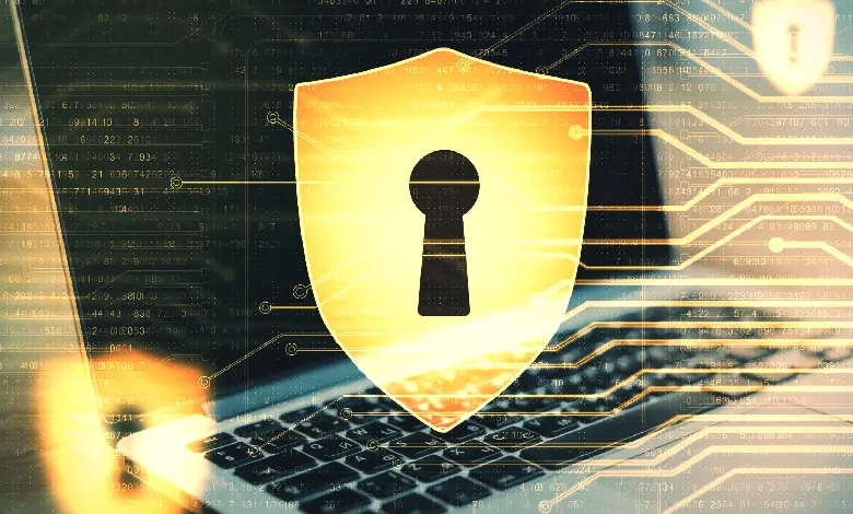 złośliwym oprogramowaniem, kamerki internetowej, płatny antywirus